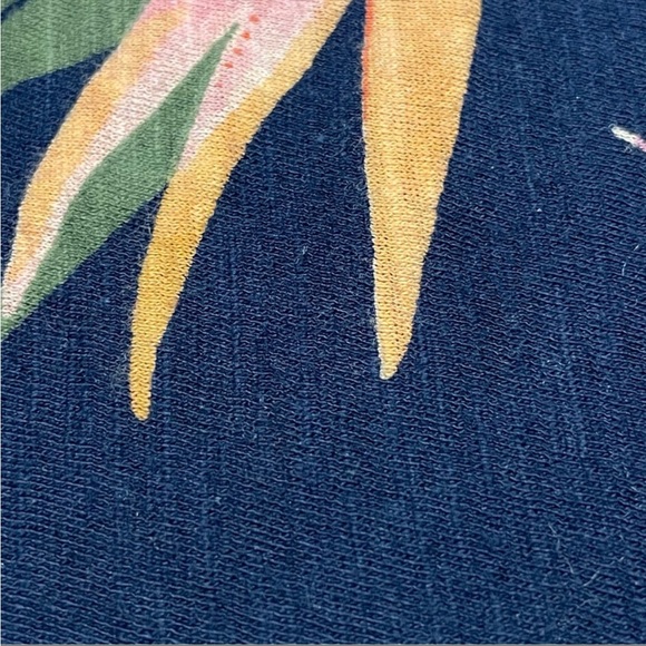 A New Day V-Neck Floral-Print Short-Sleeve Top Navy Pink Women's Size S - Picture 4 of 6